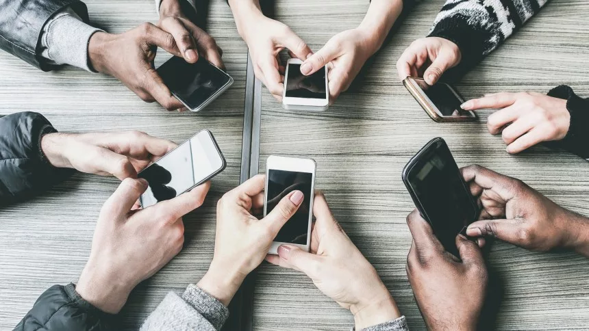 Estratégias de envio de SMS marketing na Black Friday